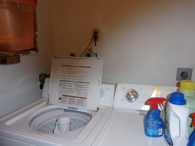 Foto del edificio - Single level pet friendly home