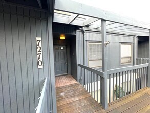 Building Photo - 7270 Cloister Dr