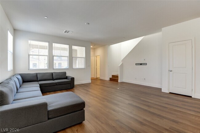 Foto del edificio - 2875 Starling Summit St