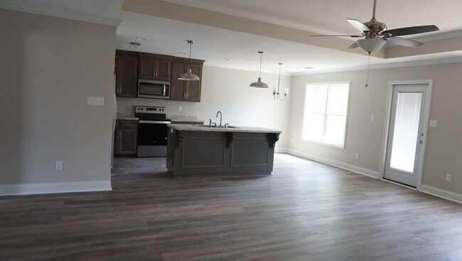 Building Photo - New home in Northlake S/D