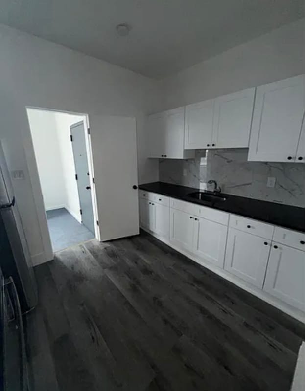 Building Photo - 25 Riverview Pl