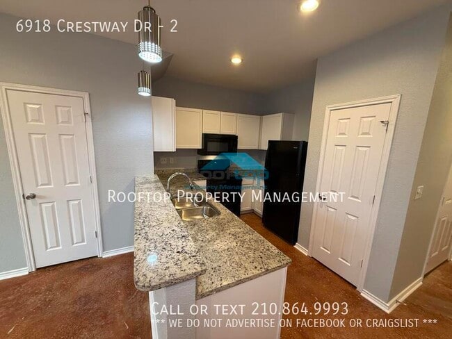 Building Photo - 6918 Crestway Dr