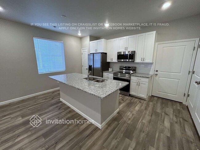 Foto del edificio - 114 N Riverside Dr