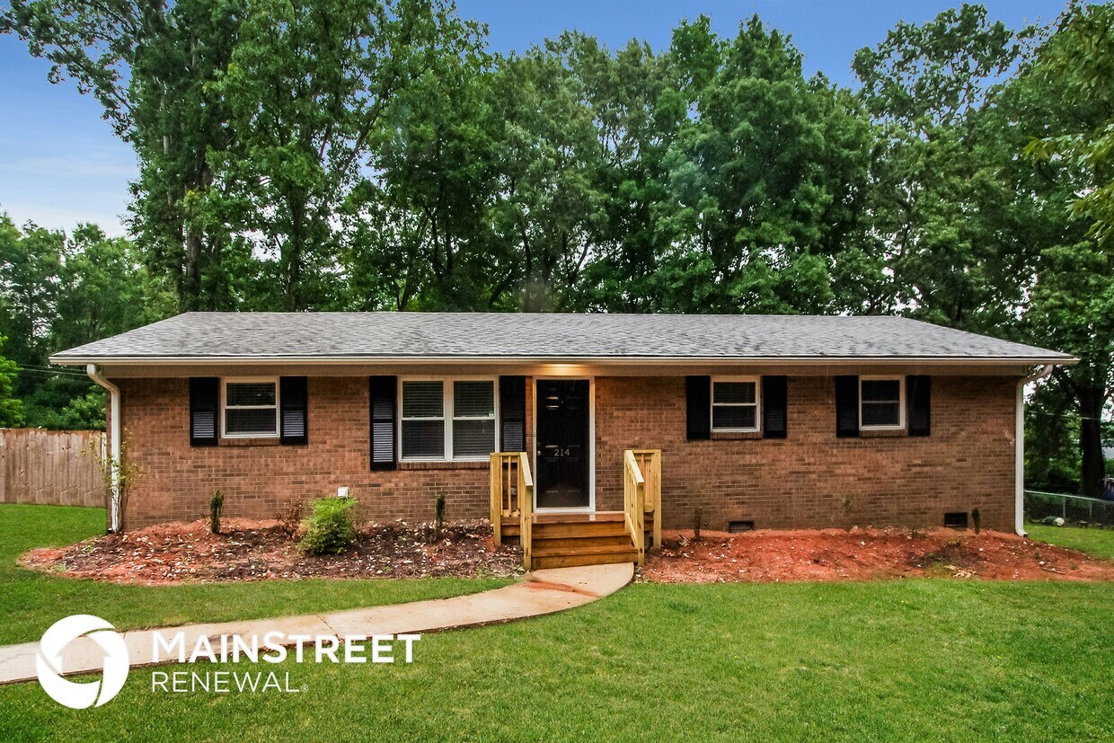 Foto principal - 214 Forest Park Rd