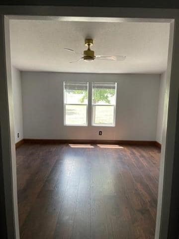 Building Photo - 443 FM547