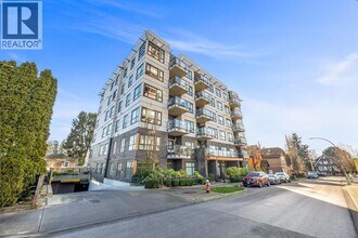 Building Photo - 610 Brantford St