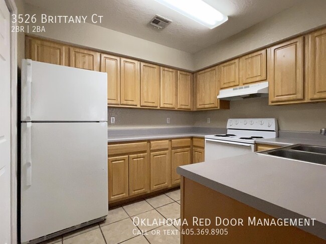 Foto del edificio - 3526 Brittany Ct