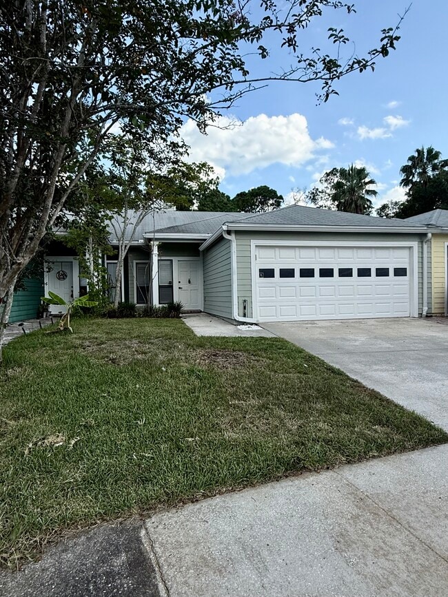 Building Photo - 4084 Stillwood Dr