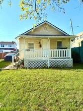 Building Photo - 2379 Linden Ave