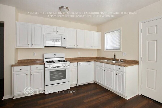 Foto del edificio - 10782 Rose St