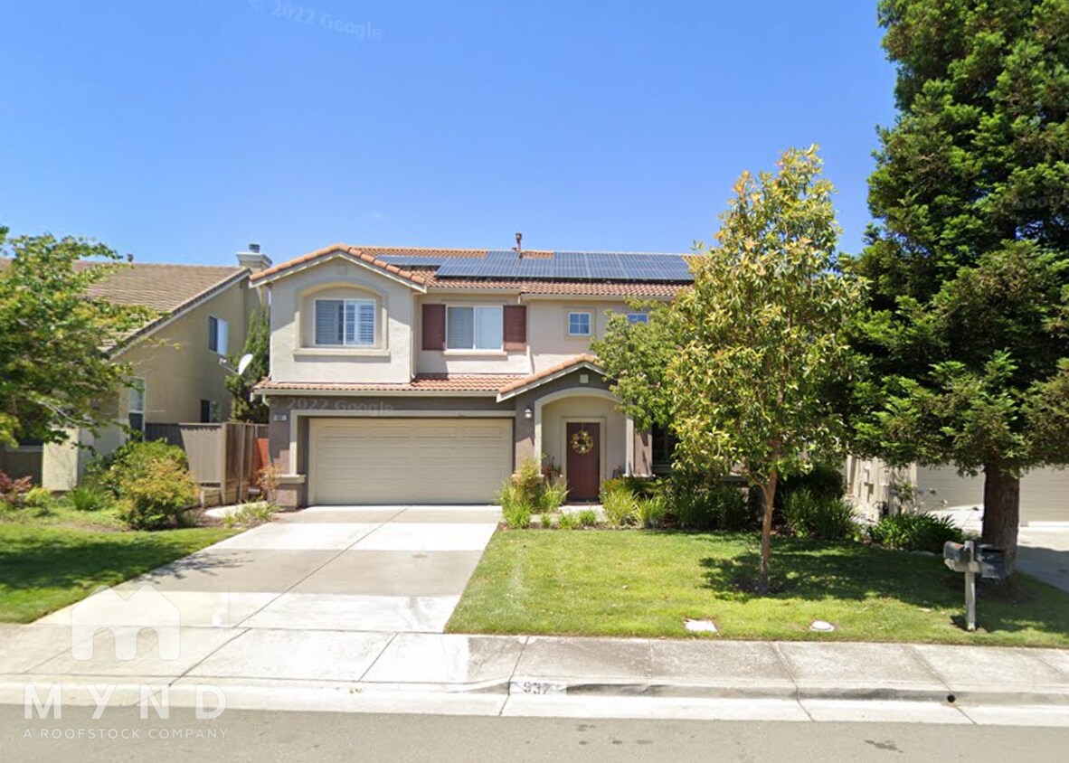Primary Photo - 637 Rock Rose Way