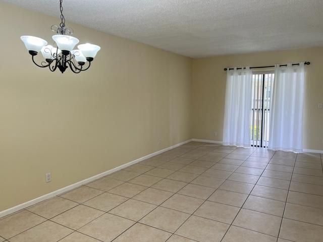 Building Photo - 6808 Palmetto Cir S