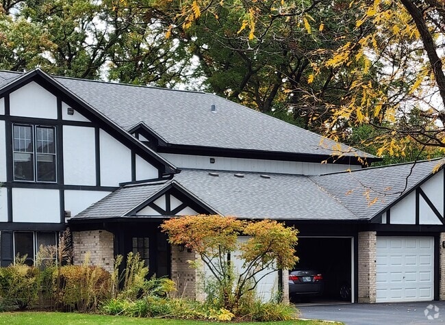 Building Photo - 181 Grove Ave