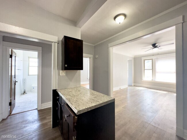 Foto del edificio - 4 br, 2 bath Duplex - Urban Abodes Awesome...