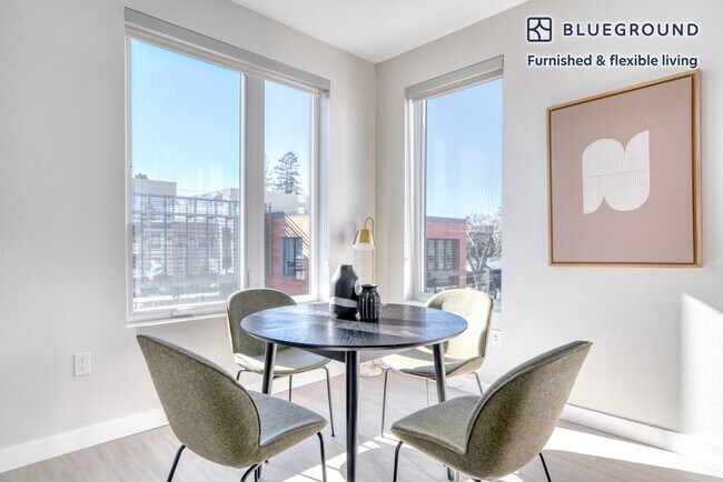 Foto del edificio - 1545 San Antonio St