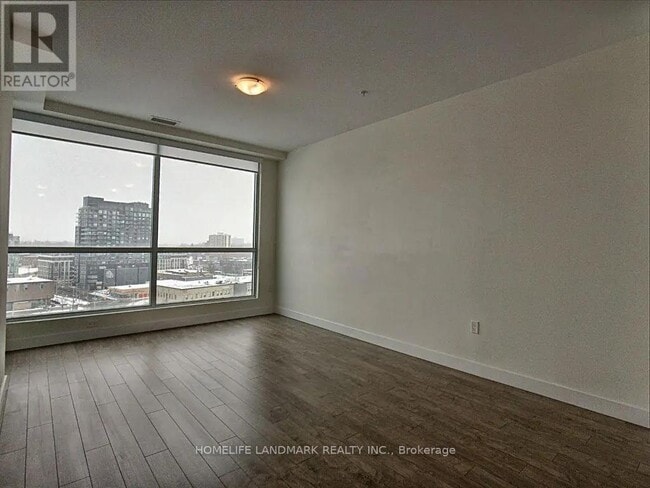 Building Photo - 100 Garment St