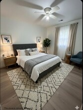 Building Photo - 791 Par Ave