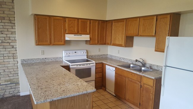 2109 N Doctor M L K Dr Unit 3 Milwaukee Wi 53212 Apartment