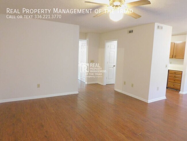 Building Photo - Main level 2BR/2BA Condo in Georgetowne Vi...