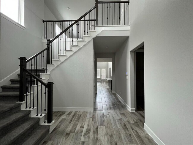 Foto del edificio - 24639 Carleton Lake Ln