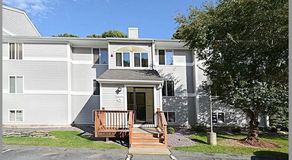 330 Sunderland Rd Unit 68, Worcester, MA 01604 Condo for Rent in