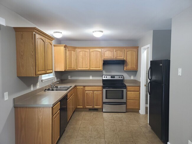 Building Photo - 3 Bedroom Townhome for Rent in Waynesboro