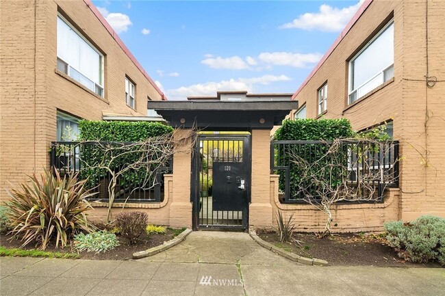 Photo - 120 14th Ave House