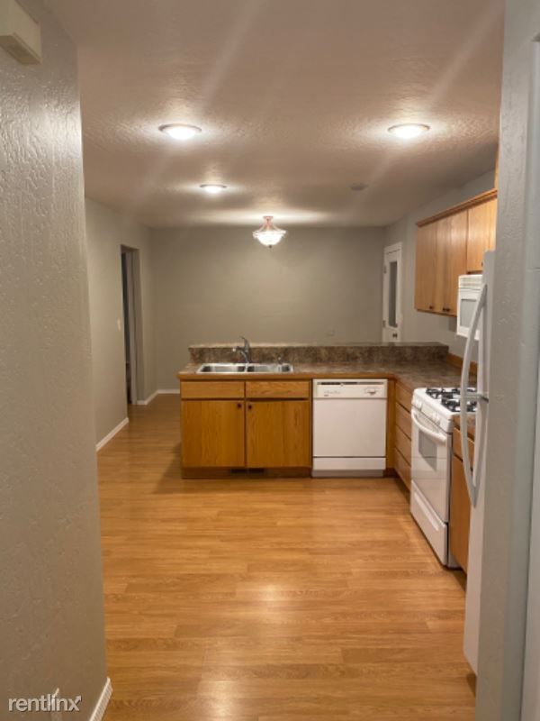 Foto del edificio - 305 N First Ave