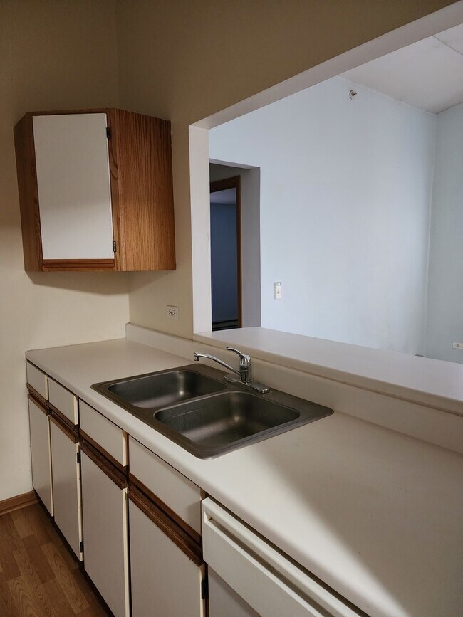Foto del edificio - 330 Leah Ln