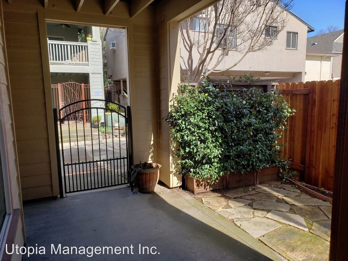 Foto principal - 4 br, 3.5 bath House - 1324 Kondos Ave