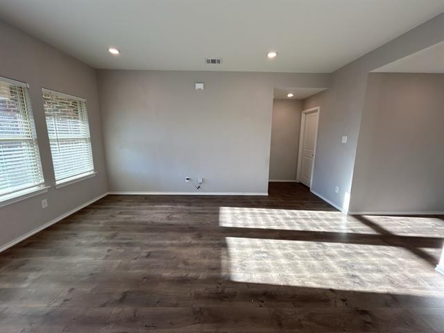 Building Photo - 2417 Rosharon Dr