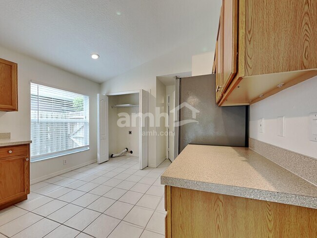 Foto del edificio - 31301 Wrencrest Dr