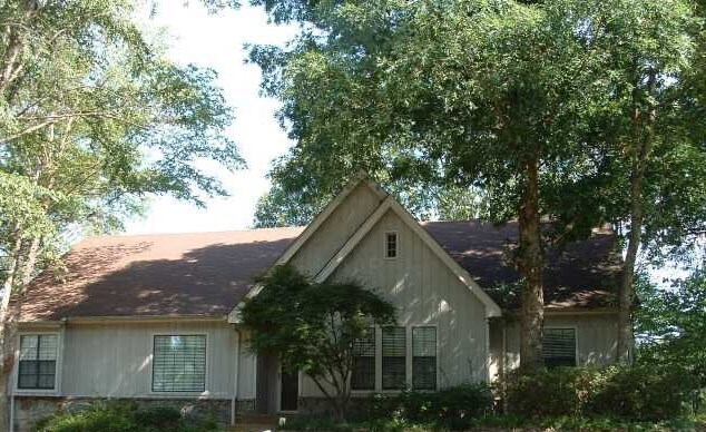 Primary Photo - 114 S Walnut Bend Rd