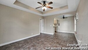 Foto del edificio - 5846 Elm Valley Dr