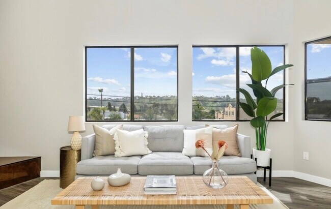 Foto del edificio - 5736 Lauretta St