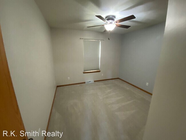 Building Photo - 4 br, 3 bath House - 877 Stonefield Drive
