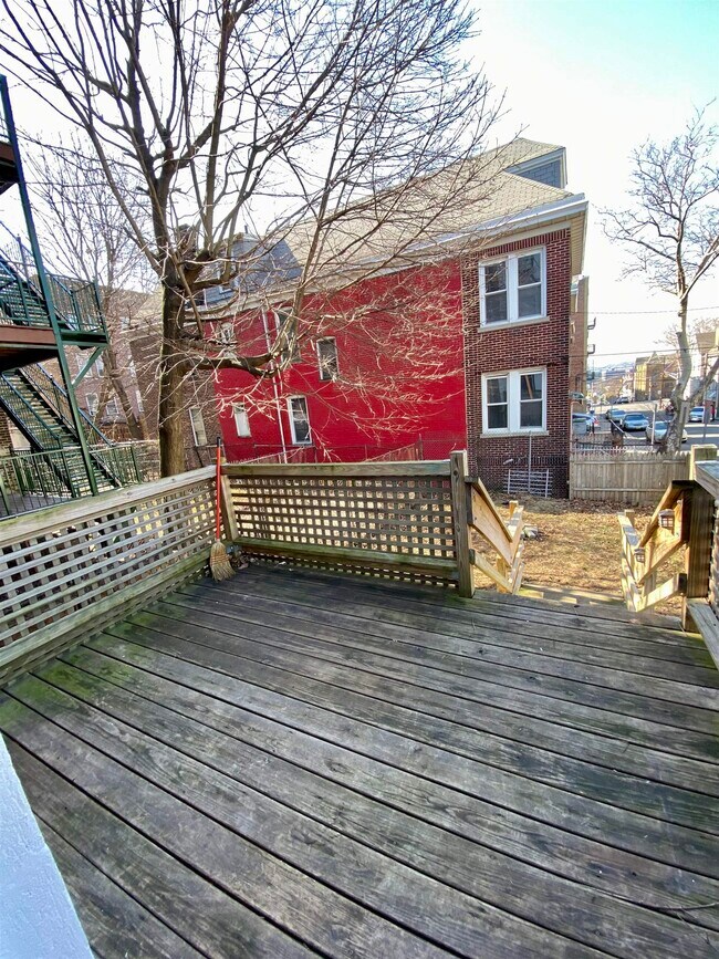 Foto del edificio - 289 Bergen Ave