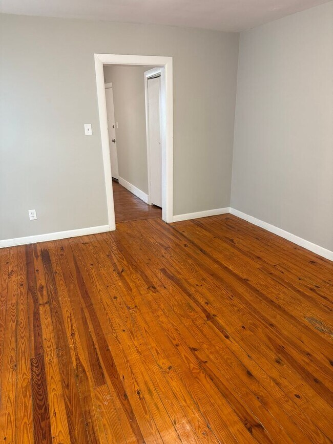 Foto del edificio - 1048 Northampton St