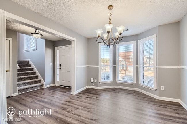Building Photo - 4 br, 2.5 bath House - 436 Gresham Drive UNIT