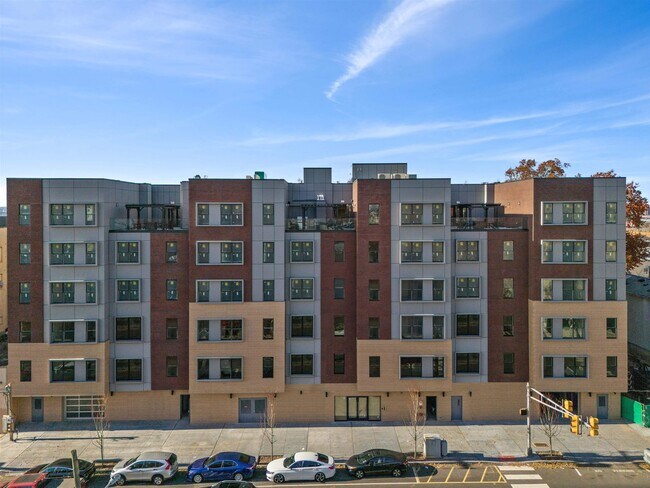 Foto del edificio - 3443 John F. Kennedy Blvd