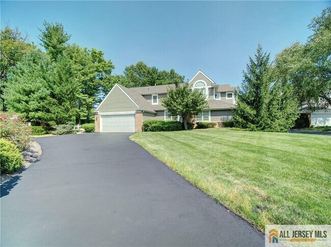 Foto del edificio - 24 Cypress Point Ln
