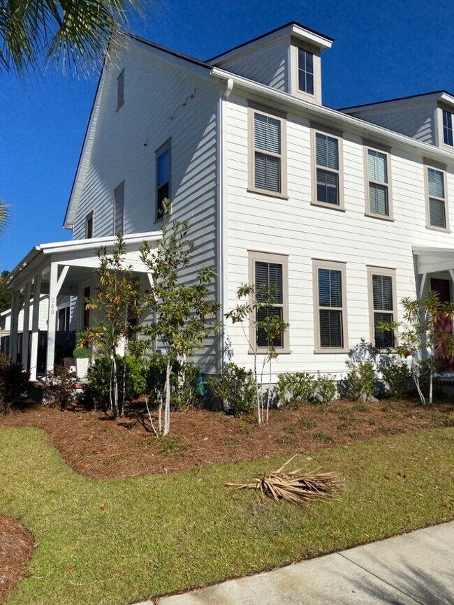 Foto del edificio - 250 Oak Park St