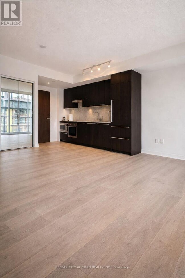 Building Photo - 90 Queens Wharf Rd