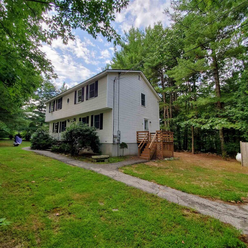 Primary Photo - 32 Fairview Ave
