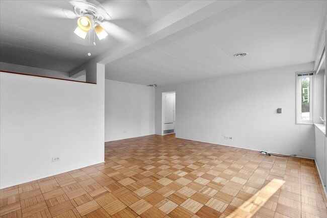 Foto del edificio - 7206 Oak Ave