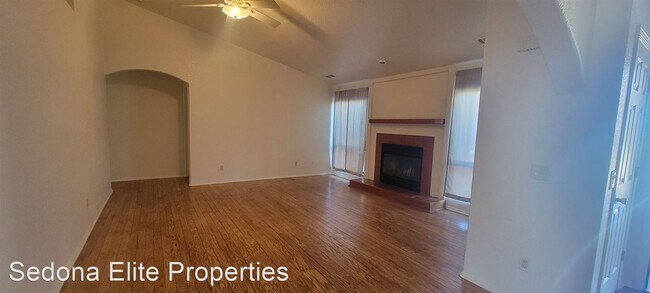 Building Photo - 3 br, 2 bath House - 30 QUARTZ DRIVE