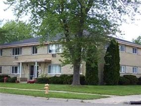 Building Photo - 1211 Sylvester Dr