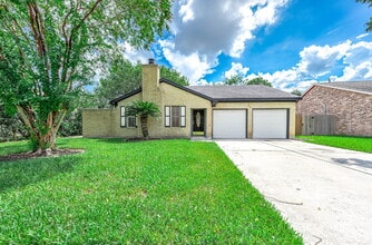 Building Photo - 10230 Trade Winds Dr