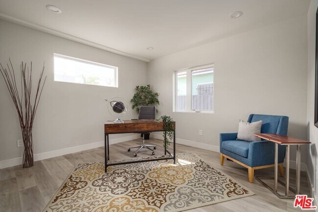 Foto del edificio - 5335 Homeside Ave