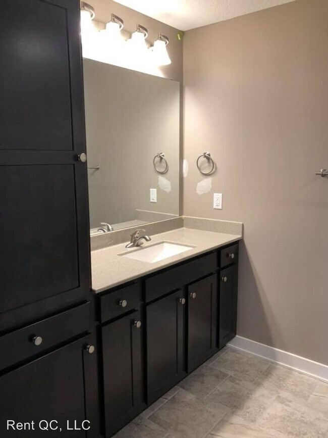 Building Photo - 2 br, 2 bath House - 1415 51st Street Drive